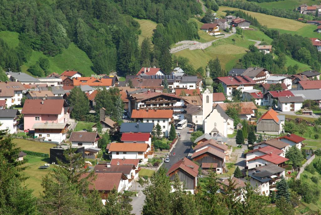 Haus Schimpfoessl Daire Flirsch Dış mekan fotoğraf