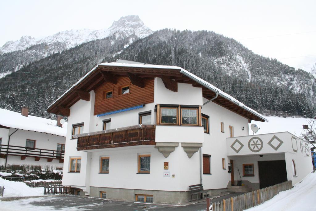 Haus Schimpfoessl Daire Flirsch Dış mekan fotoğraf